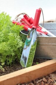Heavy Duty Garden Trowel for Planting, Digging and General Gardening